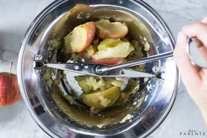what do you need to make homemade applesauce